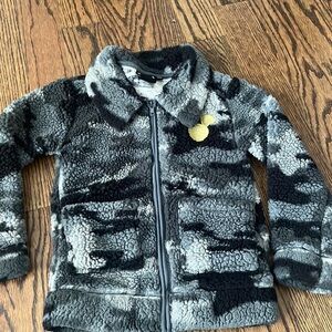 Disney camo XS 5/6 camo grey black Mickey Mouse fleece jacket